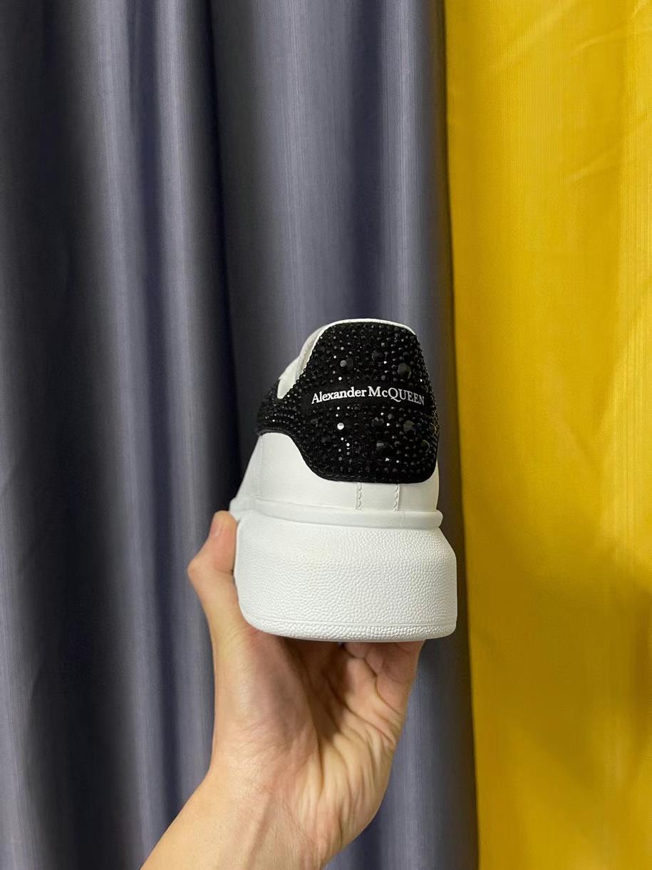 Alexander McQueen Sneaker