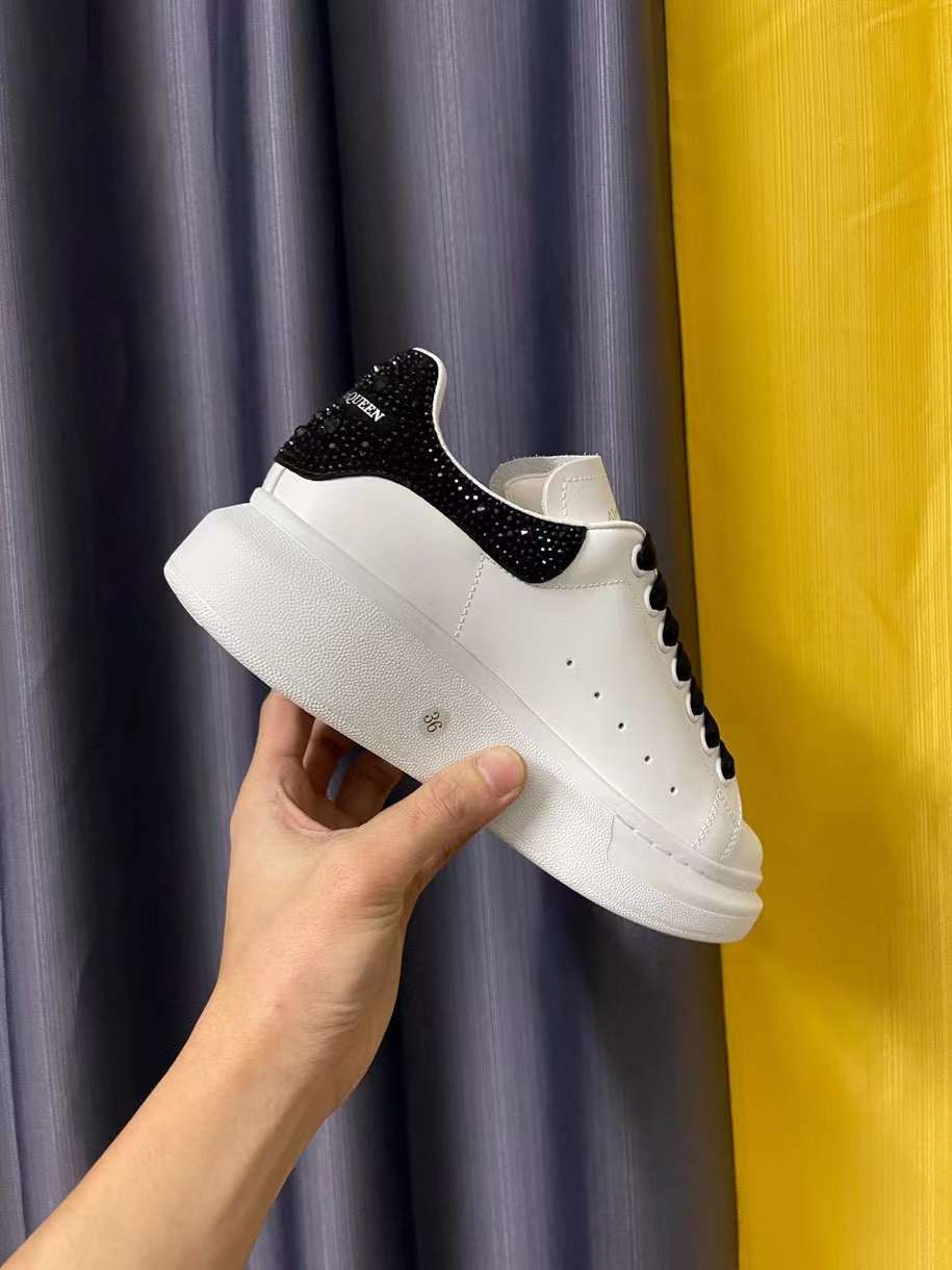 Alexander McQueen Sneaker