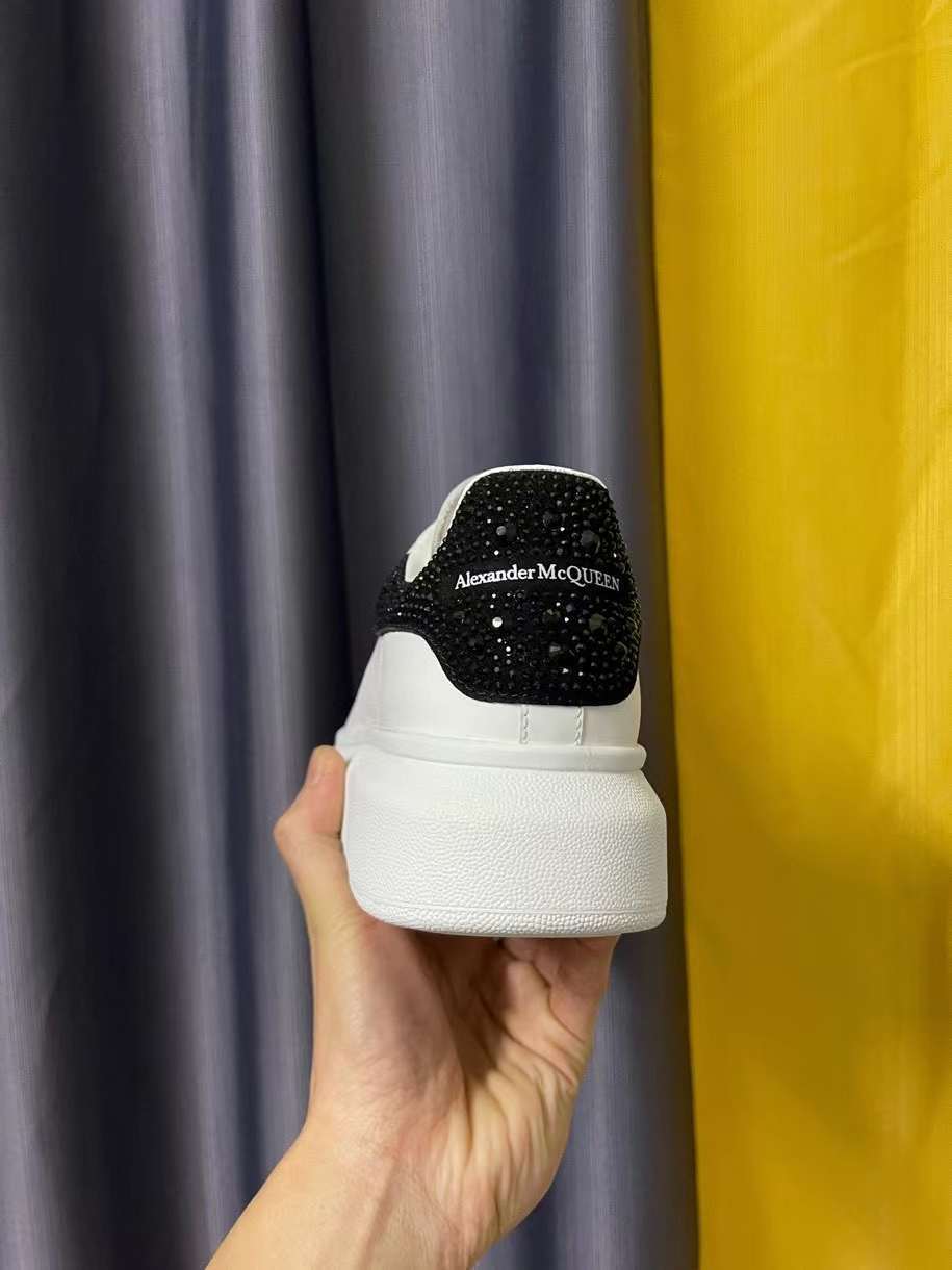 Alexander McQueen Sneaker