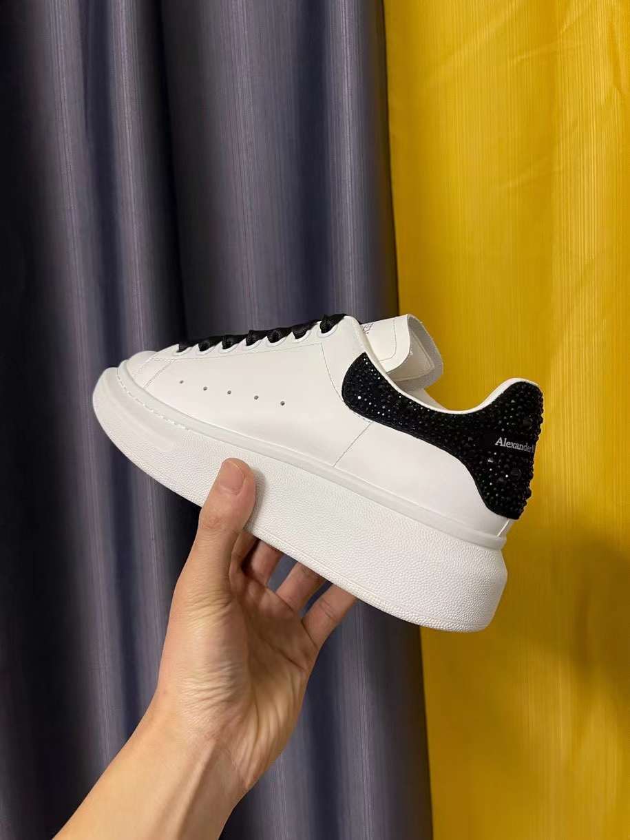 Alexander McQueen Sneaker